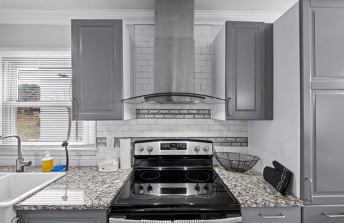 Paw Creek House | Elegant hidden Gem in the heart of Charlotte