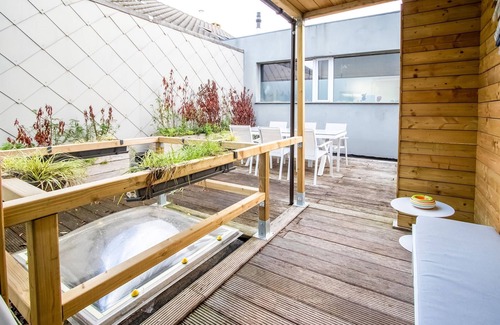 Nieuwpoort House | Elegant Holiday Home in Nieuwpoort near Beach