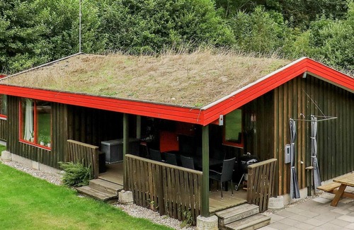 Læsø House | Elegant Holiday Home in Nordjylland with Terrace