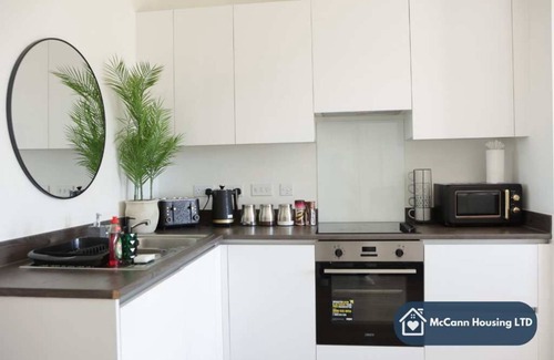 Birmingham House | Elegant Home | Free Parking | Near O2 Academy