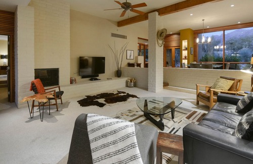 Catalina Foothills Estates House | Elegant home with ample outdoor space, central AC & W/D - close to golf & dining