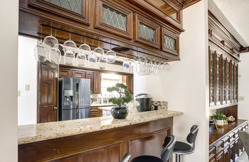 Houston House | Elegant Houston Vacation Rental w/ Private Pool!