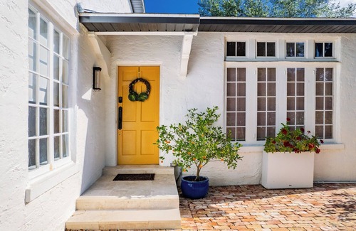 Mount Dora House | Elegant Lake Retreat