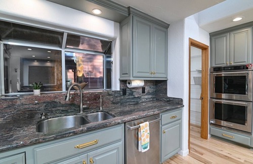 Skyland House | Elegant Lake Tahoe Home. W/Private Hot Tub- #SK118