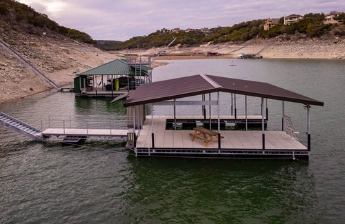 Jonestown House | Elegant Lake Travis Escape - Chef’s Kitchen, Game Room, Media Lounge & Office