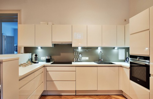 Leopoldstadt Apartment | Elegant living: 130 sqm of Charm, Ideal Location, Style and Functionality