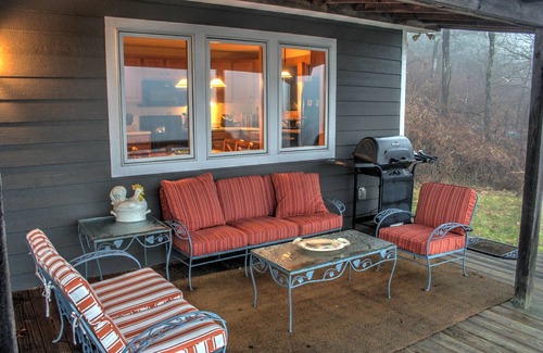 Blowing Rock Cottage | Elegant Mountain Retreat with Stunning Views