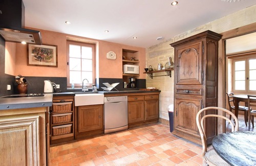 Ponts sur Seulles Villa | Elegant Normandy Retreat