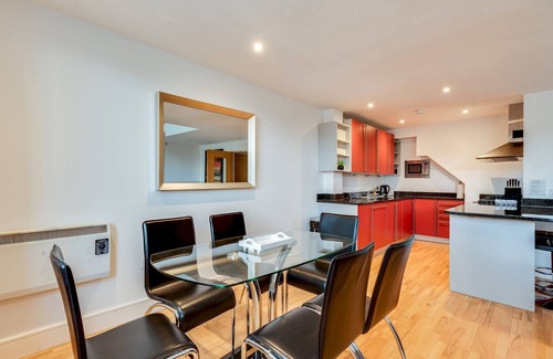 Oxford City Centre Apartment | Elegant Oxford Flat – Central Spacious Comfortable
