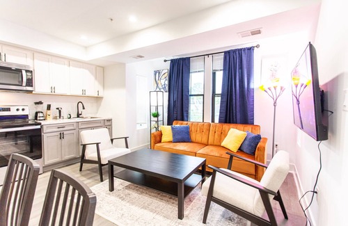 Petworth Apartment | Elegant Petworth Escape | 6-Bed Urban Retreat