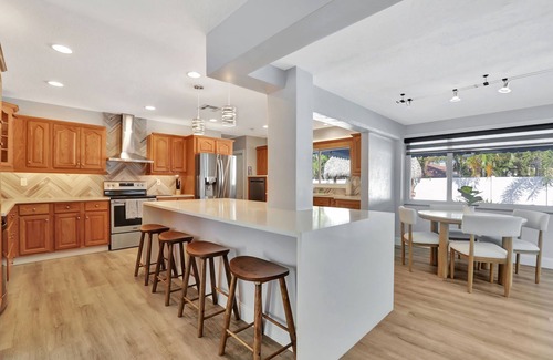 The Cove House | Elegant Pool Home - Beach, Restaurants, Shopping, Heated Spa
