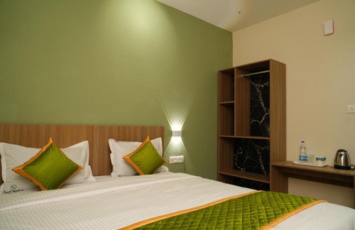 Saravanampatty Hotel | Elegant Residency