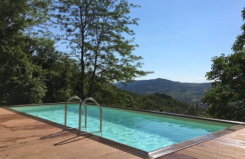 Rufina House | Elegant rural residence in a hill top position with swimming pool and Jacuzzi
