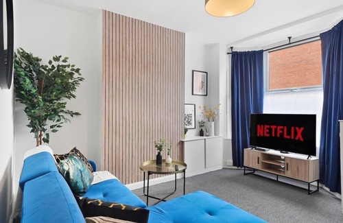 Nottingham House | Elegant Scandi Gem of Nottingham - Sleeps 10