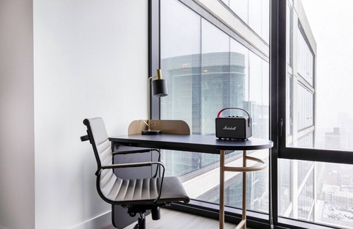 South Loop Apartment | Elegant South Loop 1BR w/Pool, BBQ & Gym, nr Grant Park, by Blueground