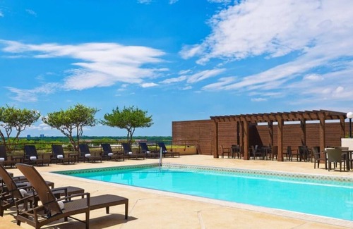 Park Central Hotel | Elegant Stay Westin Dallas Park Central | 2 Units | Pool & Near Atrractions