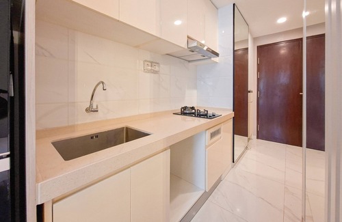 Bumi Serpong Damai Apartment | Elegant & Strategic Studio Room At Sky House Bsd Apartment