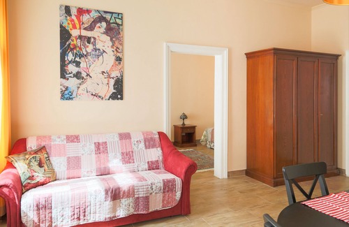 Funfhaus Apartment | Elegant Studio close to the metro station