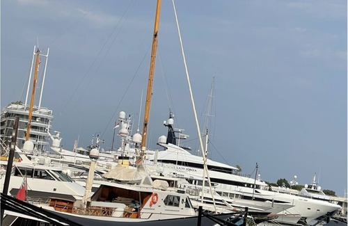La Condamine Apartment | ✨ Elegant Studio in the Heart of Monaco - Near Port & Beaches ✨