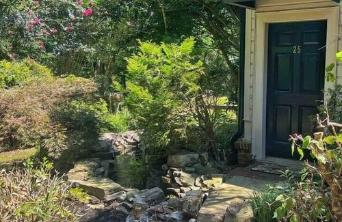 Covington House | Elegant Studio in Upscale Community
