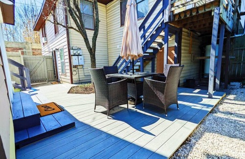 Neartown House | Elegant Studio Montrose-Amalfi - The ItalianPlaza