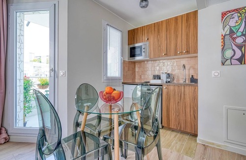 Faubourg de l'Arche Apartment | Elegant Suite Inn Paris la Defense