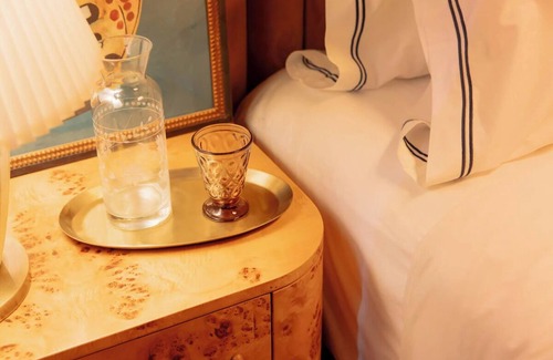 Downtown Cleveland Hotel | Elegant Suite Steps from Convention Center - 5 Min Walk