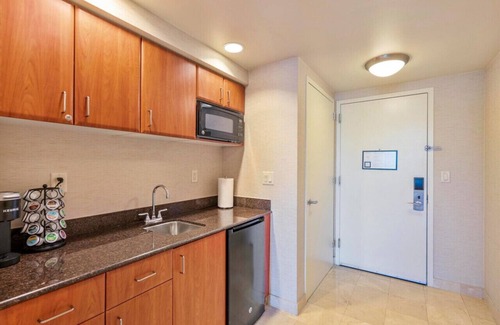 Sunny Isles Beach Hotel | Elegant Suite in Beachfront Resort + Luxe Amenities