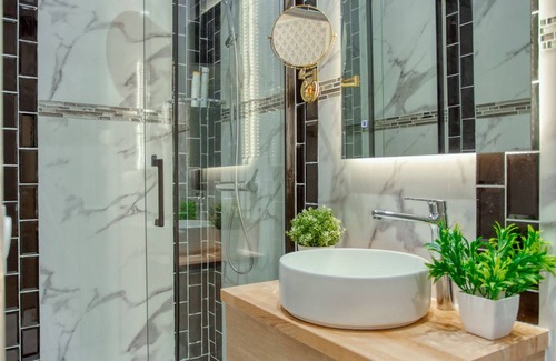 Arts-et-Metiers Apartment | Elegant Triplex -Center of Paris - Aircon -10 people