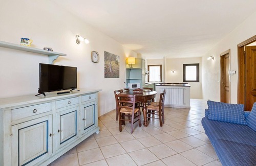 Sorano Apartment | Elegant Tuscan Retreat in Sorano