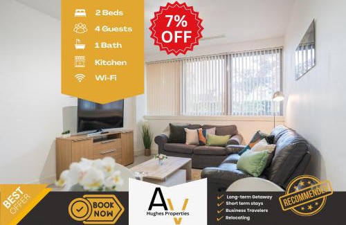 Central Milton Keynes Apartment | Elegant Two-Bedroom Apartment - Free Wi-Fi, 7 Mins from Station, Perfect for Business or leisure Travellers By AV Hughes Properties