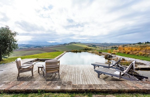 Jesi Villa | Elegant typical farmhouse with pool large wooded courtyard 10 minutes from Jesi