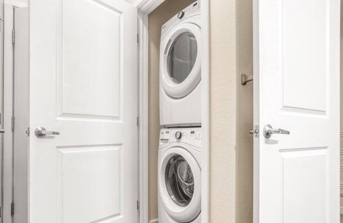 Uptown Apartment | Elegant Uptown 1BR w/ W/D, Gym & Pool, walk to RiNo bars, by Blueground