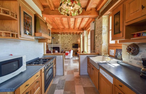 Saint-Medard-d'Excideuil Villa | Elegant Villa in Saint-Médard