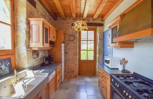 Saint-Medard-d'Excideuil Villa | Elegant Villa in Saint-Médard