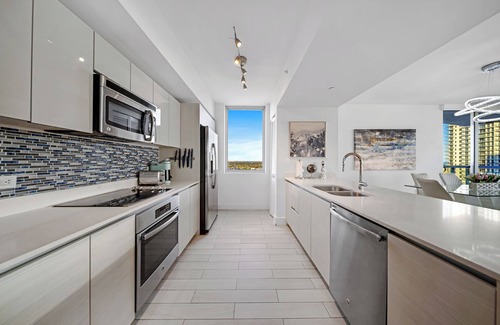 Hallandale Beach Apartment | ★ Elegant Vacation Home in Beachwalk with Balcony Overlooking Ocean Views
