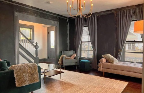 Pipes Cove House | Elegant Victorian in the Heart of Greenport