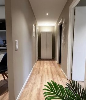 Oster Apartment | Elegant Villa Lägenhet