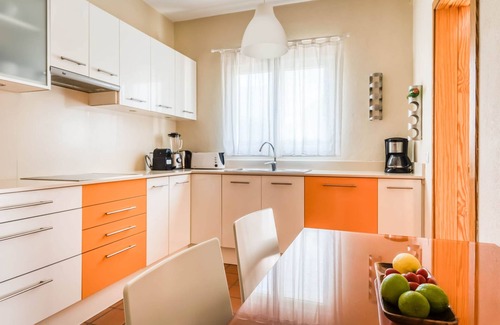 Sant Lluis Ski Chalet | Elegant villa with A/c and pool in Biniancolla.