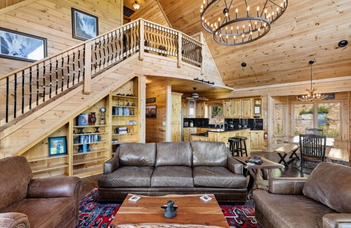 Mineral Bluff Cabin | Elegant Waterfall Lodge with Stunning Views, Hot Tub, Fire Pit & Game Room
