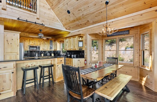 Mineral Bluff Cabin | Elegant Waterfall Lodge with Stunning Views, Hot Tub, Fire Pit & Game Room