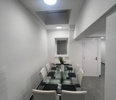 Fortune Green Apartment | Elegant West Hampstead Stay 3BR