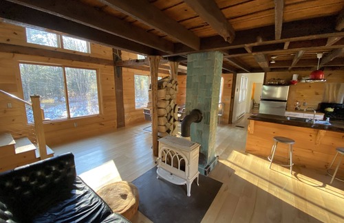 Chesterfield Cabin | Elegant Wilderness Cabin 12 Miles From Northampton