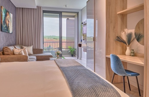 Port Zimbali Apartment | Elegant Zimbali Lakes - Boulevard Suite no. 248