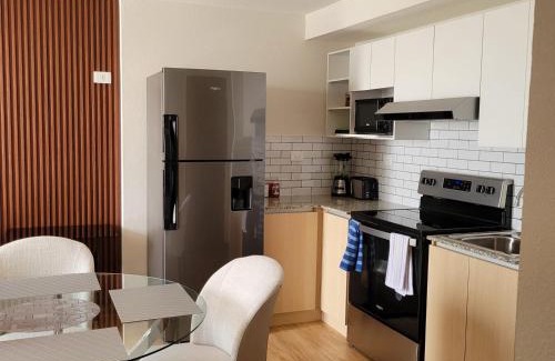 Zona 17 Apartment | Elegante apartamento cerca de Embajada de los EEUU y Cayala