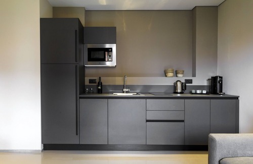 Picanello-Ognina-Barriera-Canalicchio Apartment | Elegante Appartamento in Un'oasi Verde a Catania
