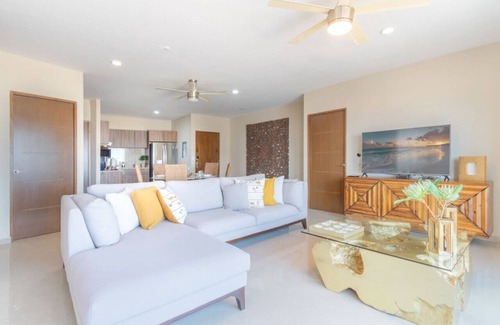 Marina Mazatlan Apartment | Elegante Condo a una Cuadra del Mar en Nuevo Mazatlan
