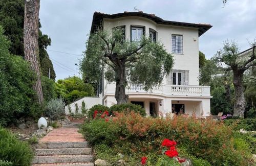 Bordighera Villa | Elegante Villa Vista Mare