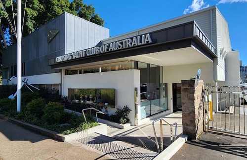 Double Bay Apartment | Elegantly Appointed Apartment with Harbour Views
