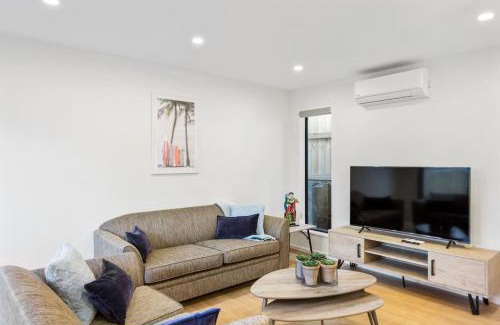 Mount Roskill House | Element Edge Townhouse with Parking and Air-Con